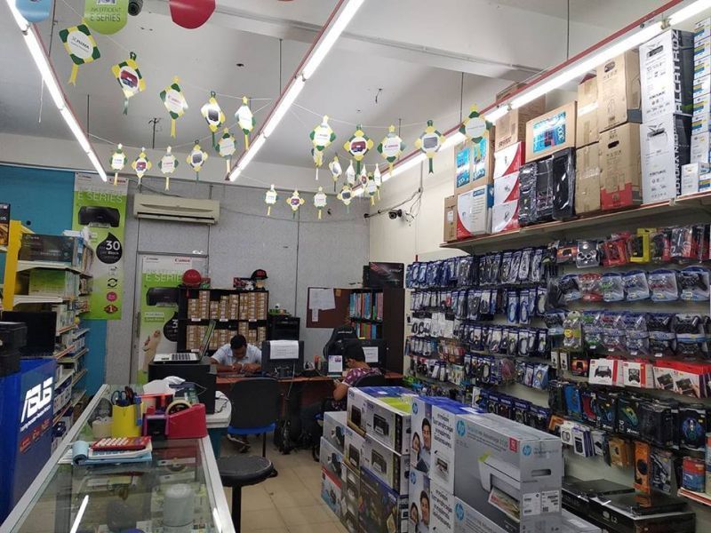 Makmal Komputer SK Tanah Merah