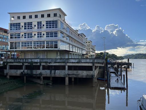 Makmal Terbaik di Kapit