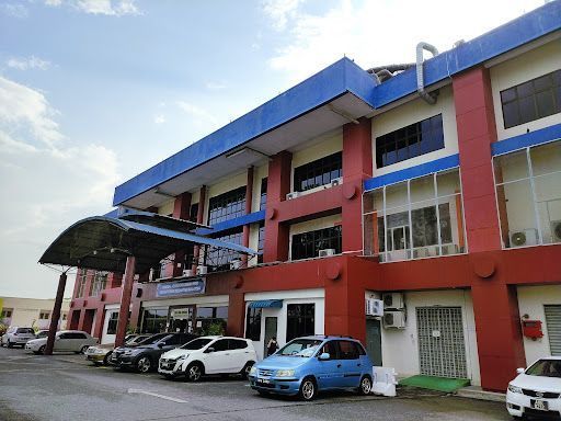 Makmal Terbaik di Simpang Empat untuk Keperluan Anda